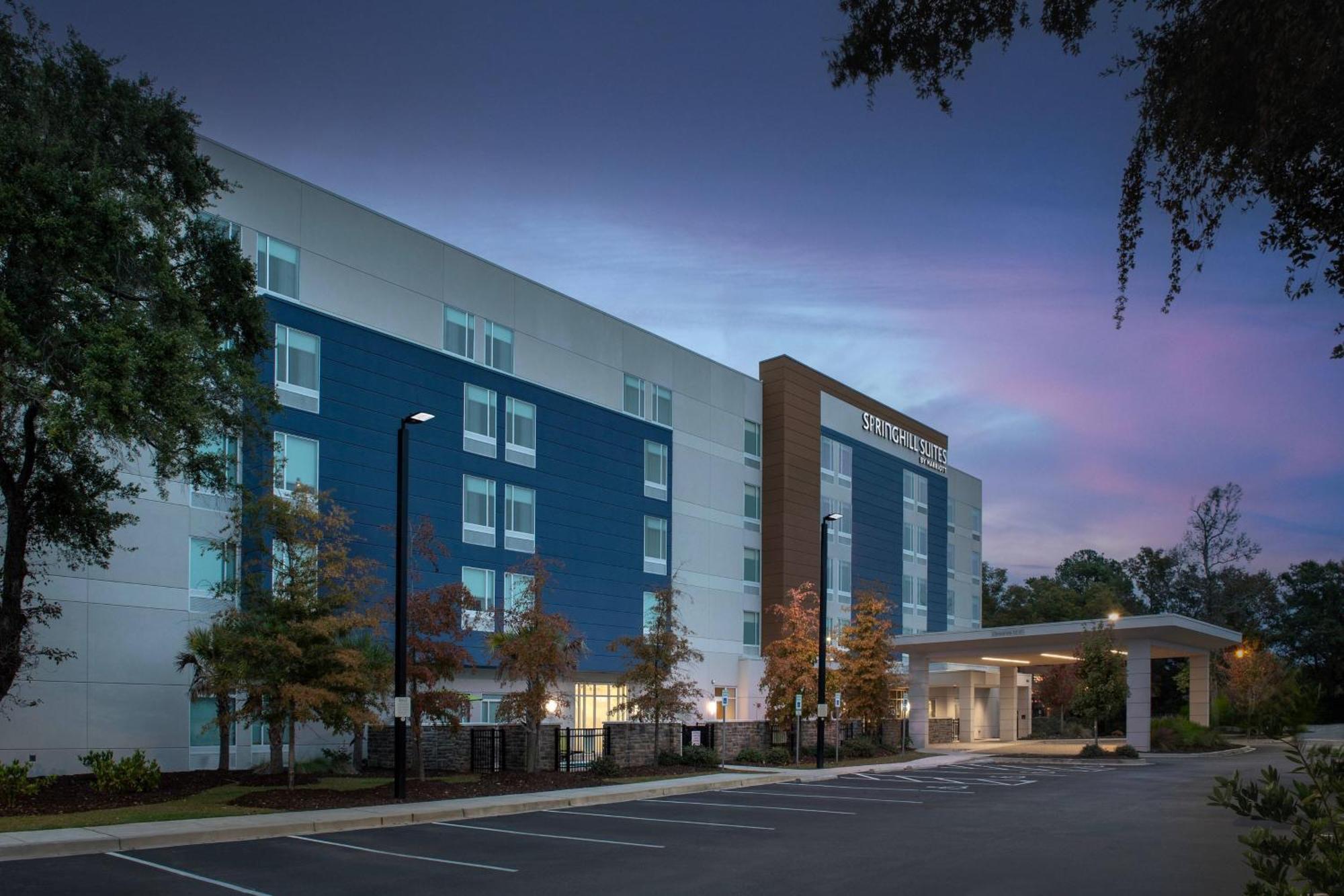 Springhill Suites By Marriott Charleston Airport & Convention Center Exterior photo